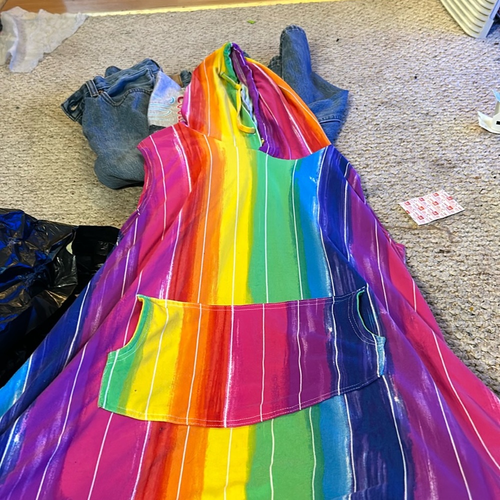 It’s too big on me. It’s in good condition.